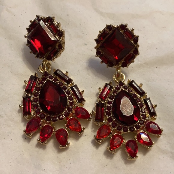 Erica Lyons red earrings, new with tag - Picture 2 of 6
